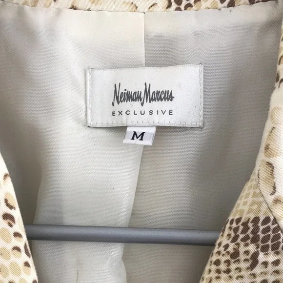 Neiman Marcus Python Print Blazer Cream/Tan Size Medium - Picture 3 of 11